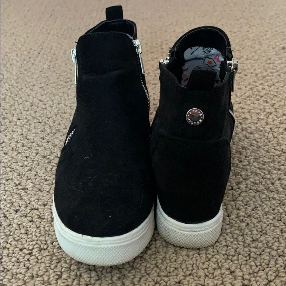 Steve Madden girls shoes